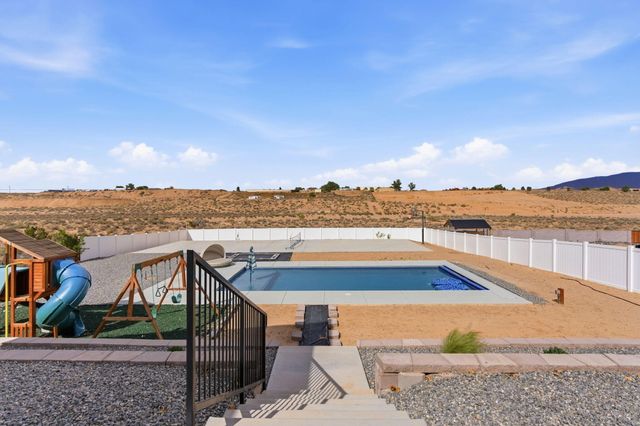 2541 Chessman Drive NE, Rio Rancho, NM 87124