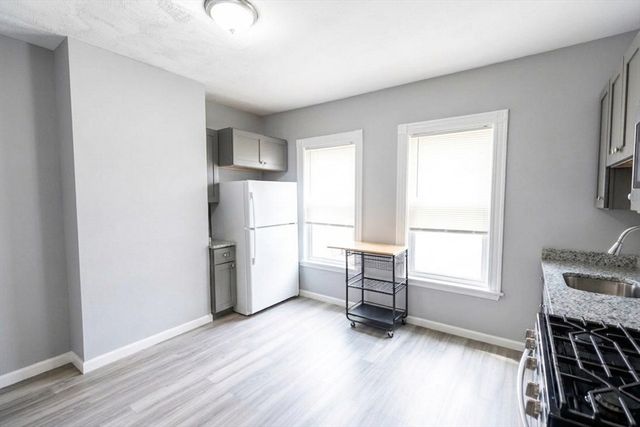 22 Downer Avenue 2, Boston, MA 02125