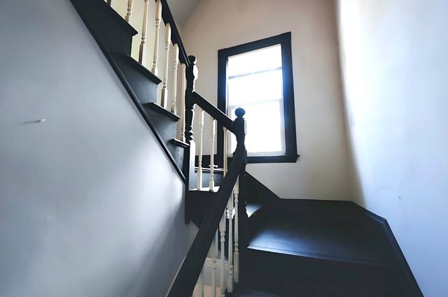 22 Downer Avenue 2, Boston, MA 02125