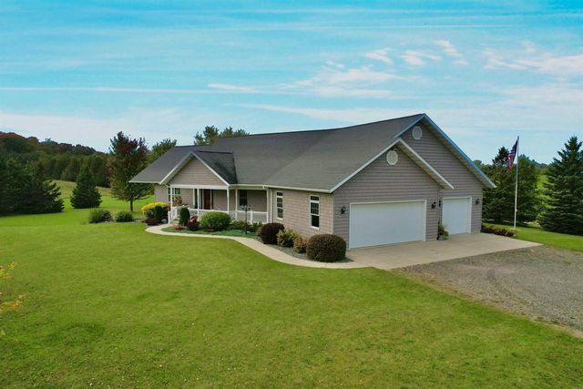 N9615 BADISH ROAD, Daggett, MI 49821