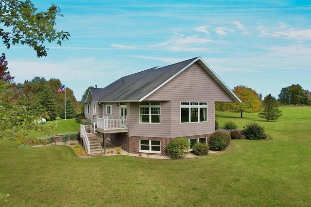 N9615 BADISH ROAD, Daggett, MI 49821