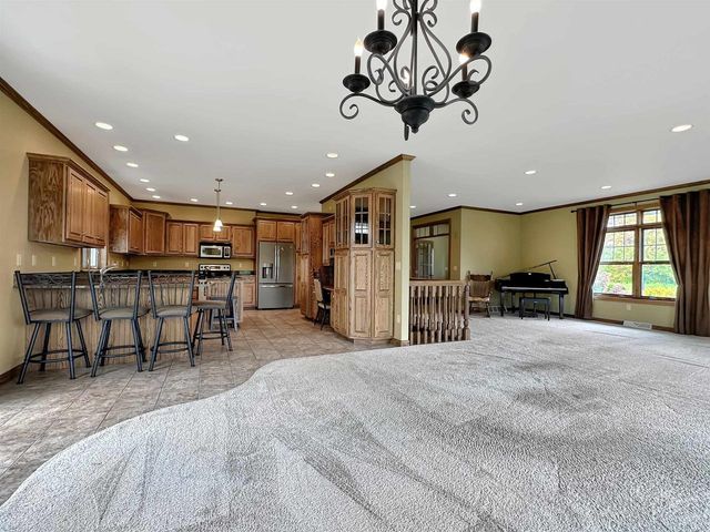 N9615 BADISH ROAD, Daggett, MI 49821