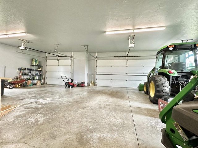 N9615 BADISH ROAD, Daggett, MI 49821