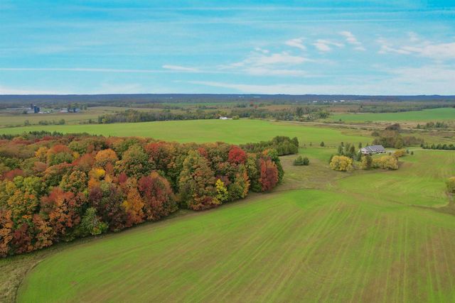 N9615 BADISH ROAD, Daggett, MI 49821