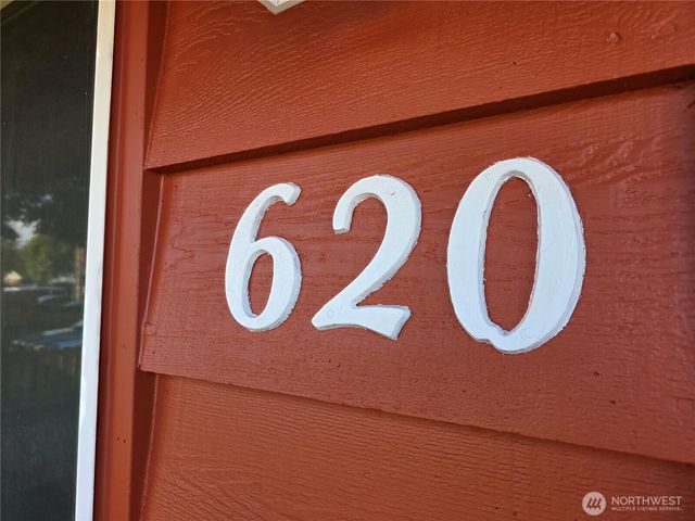 620 North Street, Monroe, WA 98272
