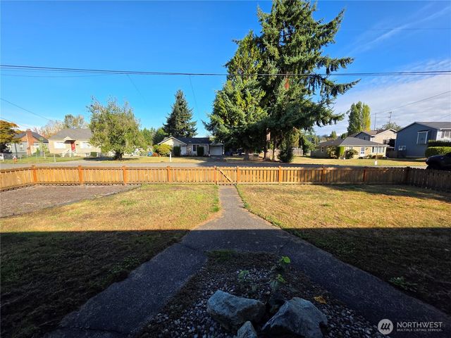 620 North Street, Monroe, WA 98272