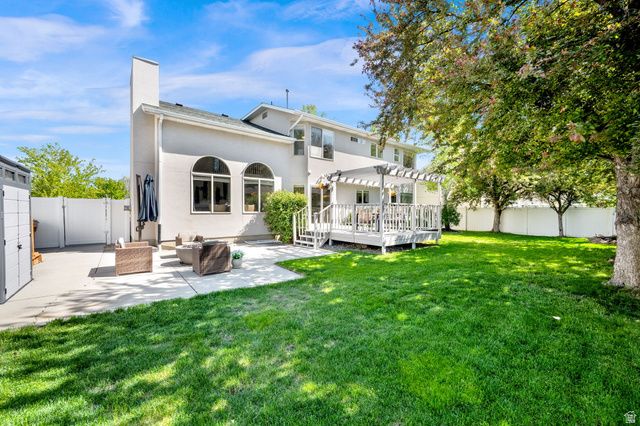 252 E CRANBERRY HILL DR, Draper, UT 84020