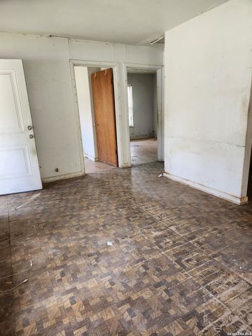 134 Prosperity, San Antonio, TX 78237