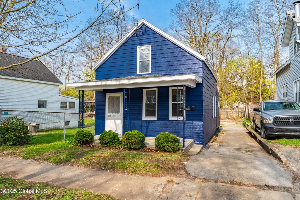 312 Twelfth Street, Schenectady, NY 12306