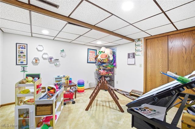 2690 Crompton Street NE, Canton, OH 44721