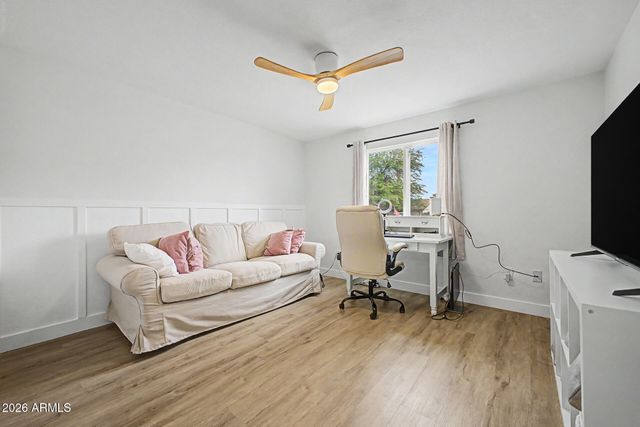 1523 W SURREY Avenue, Phoenix, AZ 85029