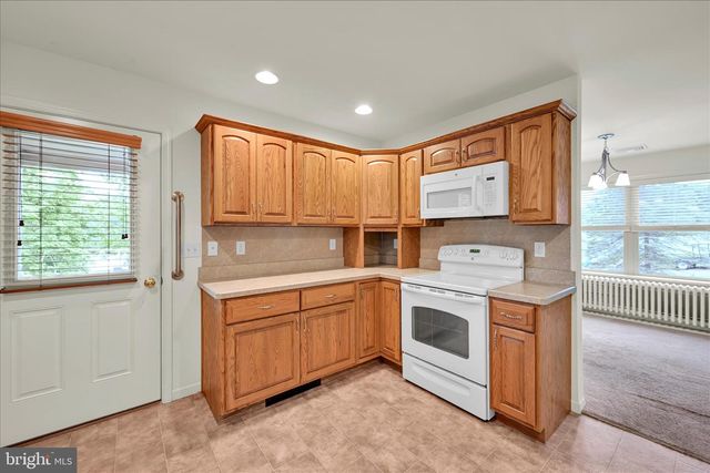 720 KIMMERLINGS RD, Lebanon, PA 17046