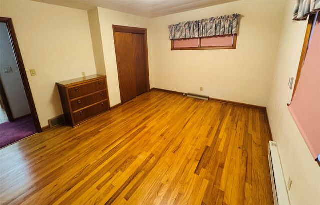 1528 E 34th Street, Des Moines, IA 50317