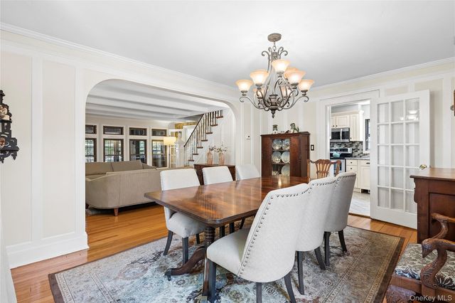 58 Park Lane, Rockville Centre, NY 11570
