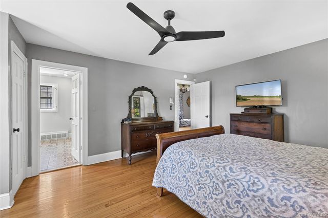58 Park Lane, Rockville Centre, NY 11570
