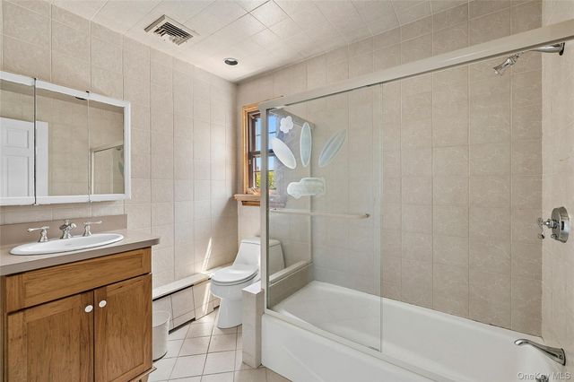 58 Park Lane, Rockville Centre, NY 11570