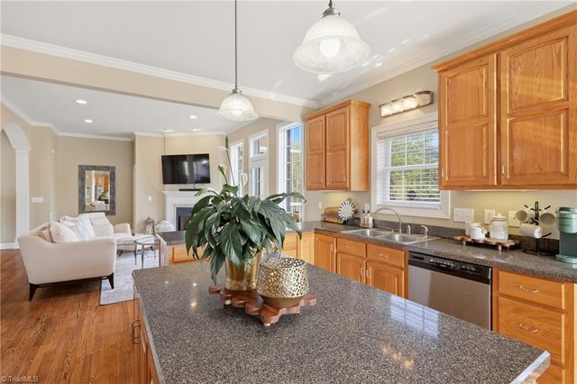 48 Oakdale Drive, Taylorsville, NC 28681