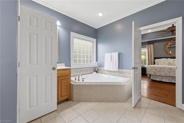 48 Oakdale Drive, Taylorsville, NC 28681