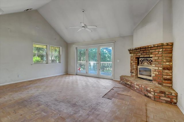 16185 Del Mar Way, Penn Valley, CA 95946