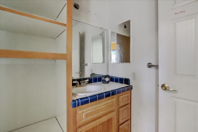 16185 Del Mar Way, Penn Valley, CA 95946