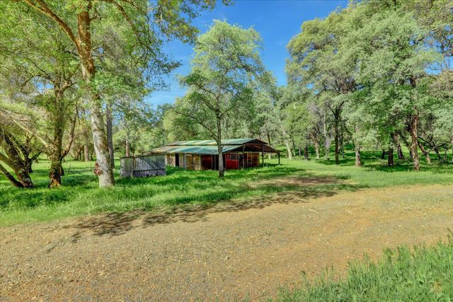 16185 Del Mar Way, Penn Valley, CA 95946