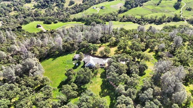 16185 Del Mar Way, Penn Valley, CA 95946