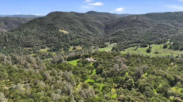 16185 Del Mar Way, Penn Valley, CA 95946