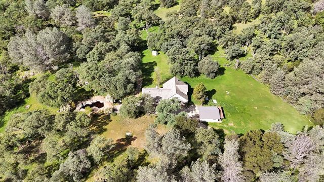 16185 Del Mar Way, Penn Valley, CA 95946