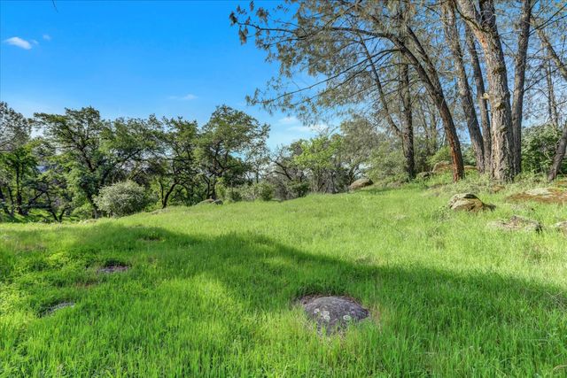 16185 Del Mar Way, Penn Valley, CA 95946