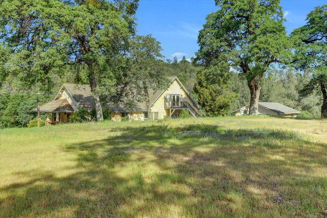 16185 Del Mar Way, Penn Valley, CA 95946