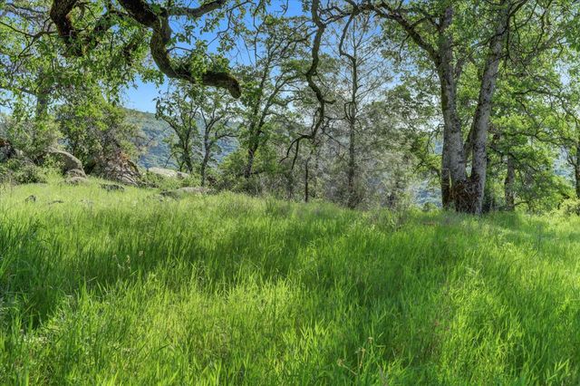 16185 Del Mar Way, Penn Valley, CA 95946