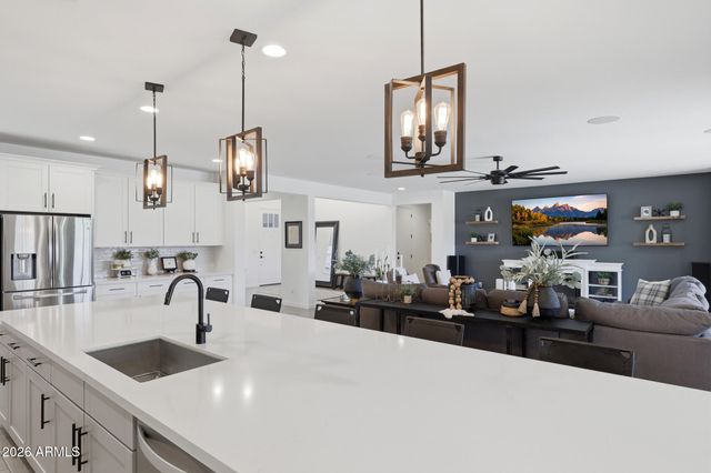 22619 E RUSSET Road, Queen Creek, AZ 85142