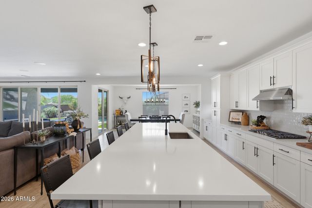 22619 E RUSSET Road, Queen Creek, AZ 85142