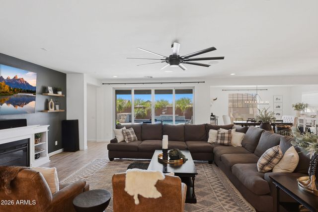 22619 E RUSSET Road, Queen Creek, AZ 85142