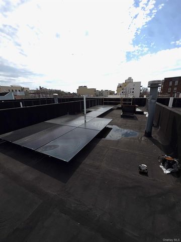 789 Jennings Street, Bronx, NY 10459