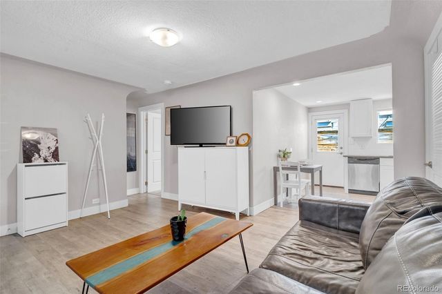 2714 N Federal Boulevard, Denver, CO 80211
