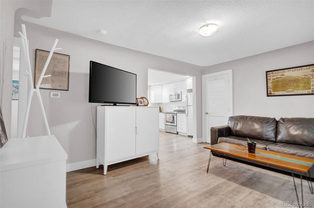 2714 N Federal Boulevard, Denver, CO 80211