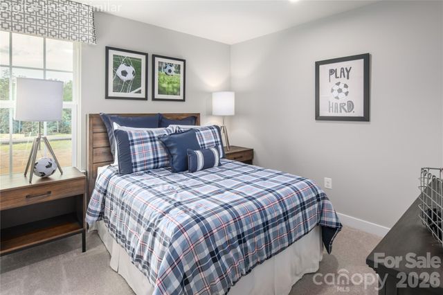 2056 Fernway Drive, Charlotte, NC 28216