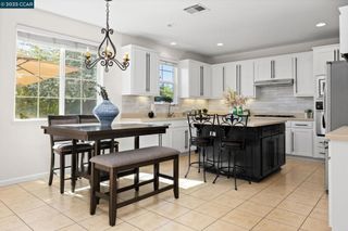 104 Silva Ct, Martinez, CA 94553