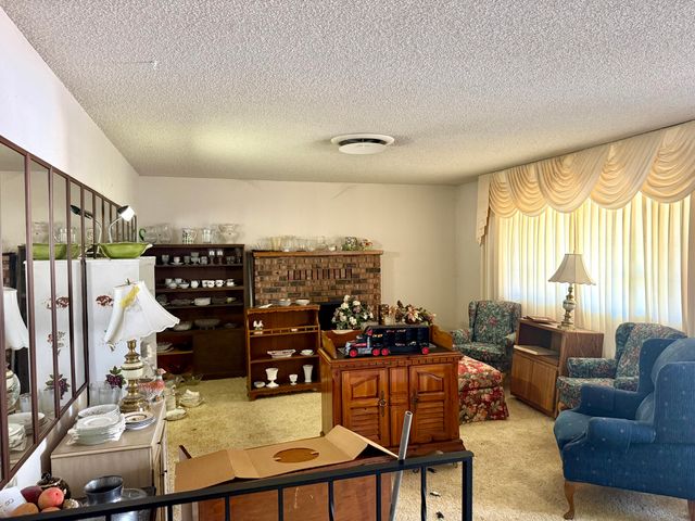 737 Estate Street, Redding, CA 96002