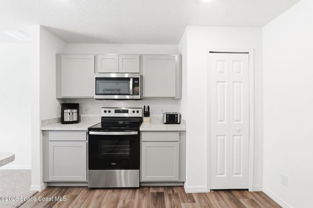 199 Tile Avenue SW, Palm Bay, FL 32908