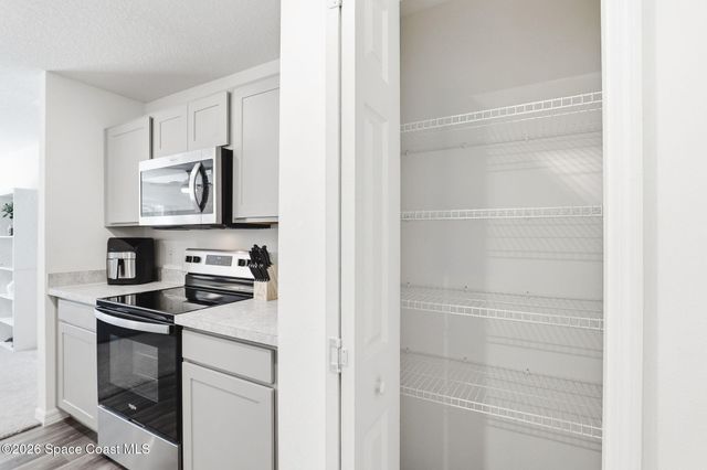 199 Tile Avenue SW, Palm Bay, FL 32908