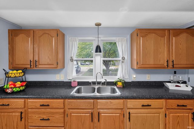 11847 Jefferson Boulevard, Mishawaka, IN 46545