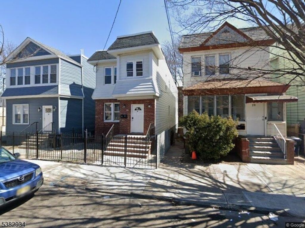 18 Salem St, Newark City, NJ 07106