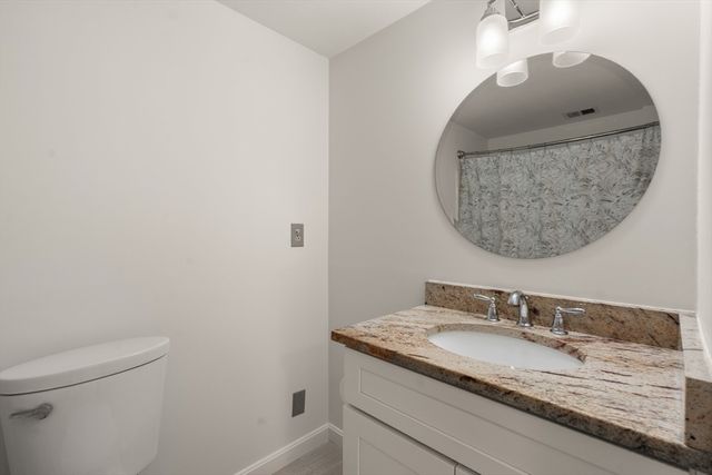 220 Bedford 5H, Bridgewater, MA 02324