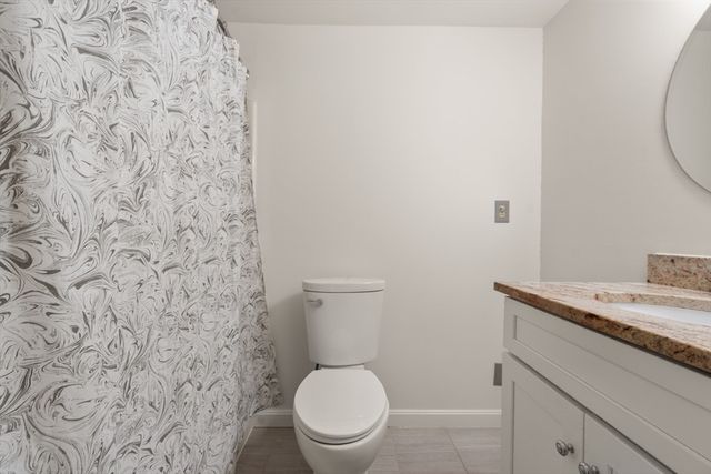 220 Bedford 5H, Bridgewater, MA 02324