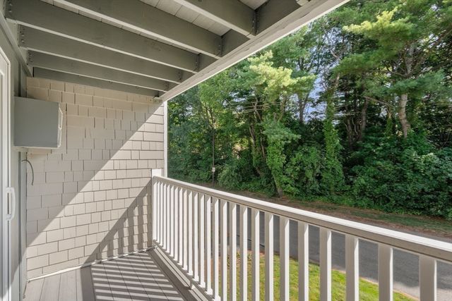 220 Bedford 5H, Bridgewater, MA 02324