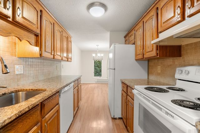 220 Bedford 5H, Bridgewater, MA 02324