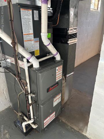 18315 Five Points Street, Redford, MI 48240