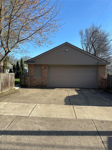 18315 Five Points Street, Redford, MI 48240